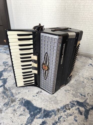 рояль steinway: Аккардеон 
 ROYAL STANDARD 
Баасы 22000 сом