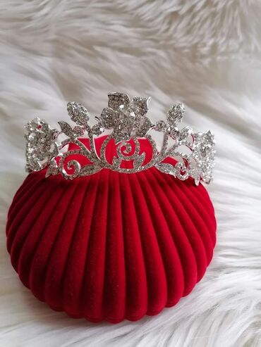 Aksesoari za kosu: Krune 1300 — 7