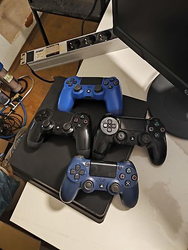 sony 2500: PlayStation 4 (PS4) Slim – 500GB - Saxlama həcmi: 500GB - Komplekt: 4 — 2