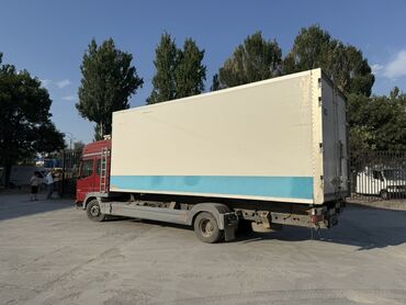 продажа прицепов для легковых автомобилей бу: Жүк ташуучу унаа, Mercedes-Benz, Дубль, 7 т, Колдонулган