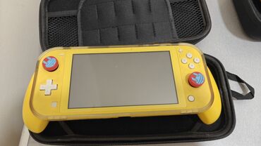 nintendo switch oled бишкек: Nintendo Switch Lite (желтый) с аксессуарами - Компактная портативная