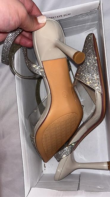 qadin bot: Məhsul: Zərli qadın stilettosu - Model: İncə dabanlı, sivri burun - — 1