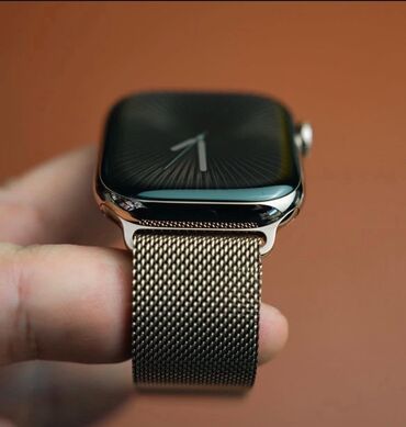 qiriq ekran: Smart saat, Apple, Sensor ekran, rəng - Gümüşü