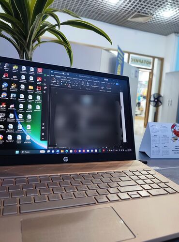 Ноутбуки: Ноутбук, HP, 8 ГБ ОЗУ, AMD Ryzen 3, 15.6 ", Б/у, Для работы, учебы, память SSD