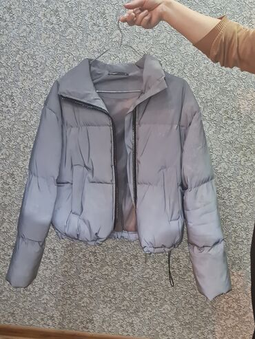 Куртки: Женская куртка M (EU 38), цвет - Серый
