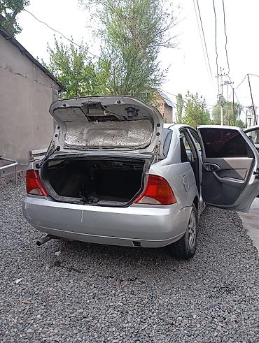 адисей машина: Ford Focus: 2004 г., 2 л, Автомат, Бензин, Седан — 9