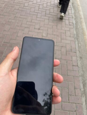 сколько стоит бронированный телефон: Poco X6 Pro 5G, Б/у, 512 ГБ, цвет - Черный, 2 SIM