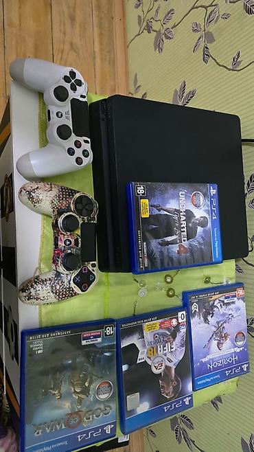 Video oyunlar və konsollar: PlayStation 4 Slim – 1TB yaddaş Komplekt: - PS4 Slim konsolu (1TB — 4