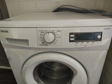 помпа для стиральной машины: Продаю стиральную машинку в рабочем состоянии