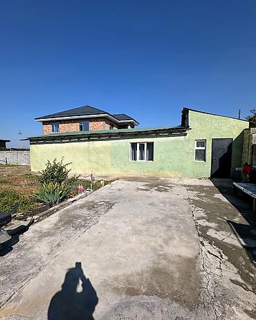 Үйлөрдү сатуу: 3 бөлмө, 89 м², 3 соток, Сокулук, Кыймылсыз мүлк агенттиги — 2