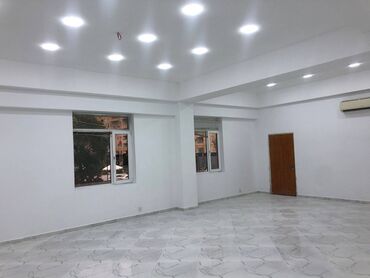 Digər kommersiya daşınmaz əmlakı: Elimlər metrosuna yaxın sahəsi 250 kv/m olan, 5 otağlı obyekt — 4