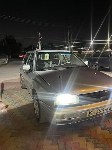 Volkswagen: Volkswagen Golf: 1994 г., 2 л, Механика, Бензин — 1