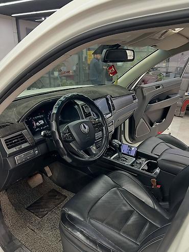 Продажа авто: Ssangyong Rexton: 2019 г., 2.2 л, Автомат, Дизель, Внедорожник — 4