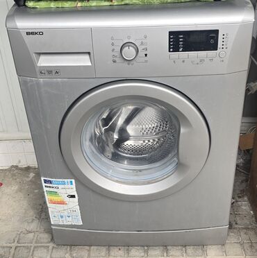 paltaryuyan baraban: Стиральная машина Beko, 6 кг, Б/у, Автомат, Есть сушка, Самовывоз