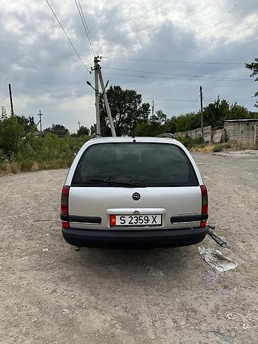 Opel: Opel Omega: 1996 г., 2 л, Механика, Бензин, Универсал — 6