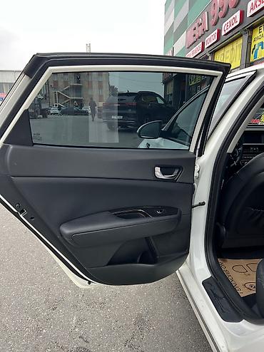 k5 kia: Kia K5: 1.7 l | 2015 il Sedan — 4