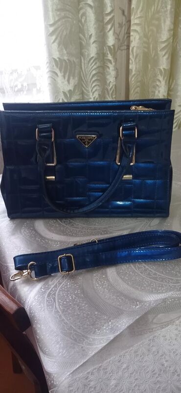 женская сумка 3 в 1: Сумка женская. цвет- Синий. 3 больших отделения. внутри 3