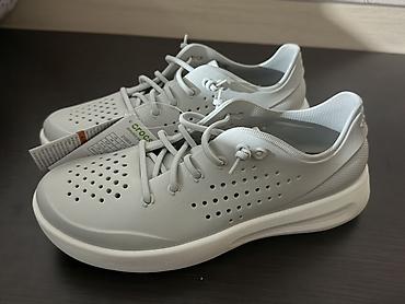 сланцы обувь: Мужские кроссовки, 41.5, Crocs, Новый, цвет - Серый, Самовывоз, Бесплатная доставка — 1