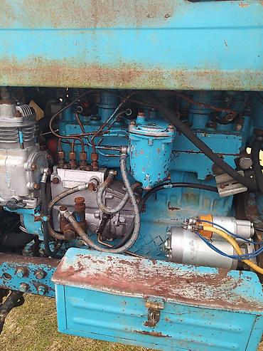 Traktorlar: Minsk Traktor Zavodunun Belarus seriyasından dördçəkən traktor — 5