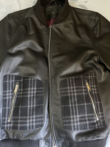 коженая куртка: Кожаная куртка, Натуральная кожа, Приталенная модель, XL (EU 42)