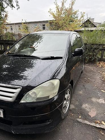 Toyota: Toyota Ipsum: 2003 г., 2.4 л, Автомат, Бензин, Минивэн — 4