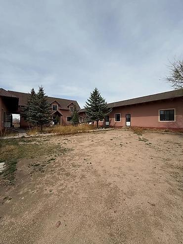 Продажа отелей и хостелов: СРОЧНОЙ ЦЕНЕ! Продаю Гостевой дом на Иссык-Куле! с. Тамчы, до берега — 4