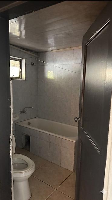 Продажа помещений свободного назначения: -Продается угловой бизнес участок 6,6 соток, с арендаторами -Район — 6