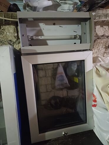 mini soyuducu işlənmiş: İşlənmiş Mini Fischer Soyuducu Satılır, rəng - Ağ, Dolab içi