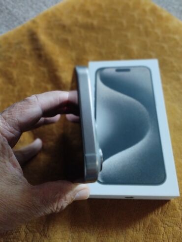 Apple iPhone: Apple iPhone iPhone 15 Pro Max, 256 GB, Natural Titanium — 7