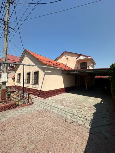 срочно продаю дом село садовое: Дом, 200 м², 5 комнат, Агентство недвижимости
