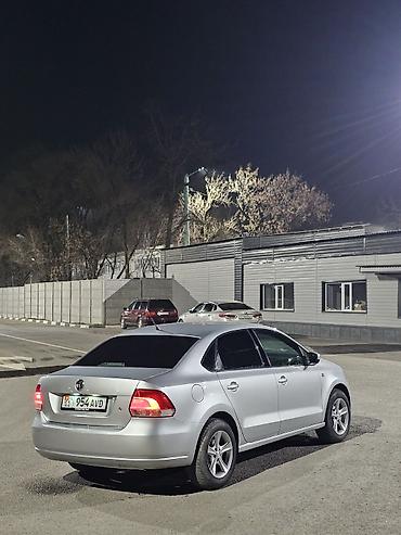 Volkswagen: Volkswagen Polo: 2011 г., 1.6 л, Механика, Бензин, Седан — 3