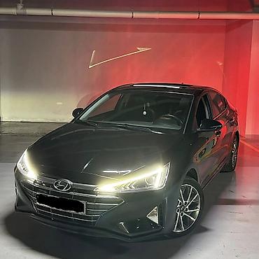 Транспорт: Hyundai Elantra: 2 л | 2019 г. Седан — 1