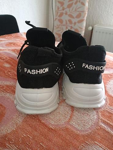 nike air max green: Crne platnene patike broj 39,jednom obuvene — 3