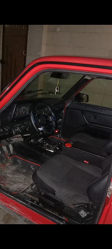 niva disqləri: LADA Niva (VAZ 2121) – parlaq qırmızı rəngdə şəhər və off-road üçün — 7