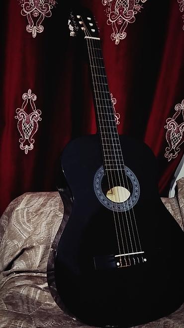 Музыкальные инструменты: Классическая гитара Belucci, черный глянцевый корпус. СРОЧНО ПРОДАМ — 1