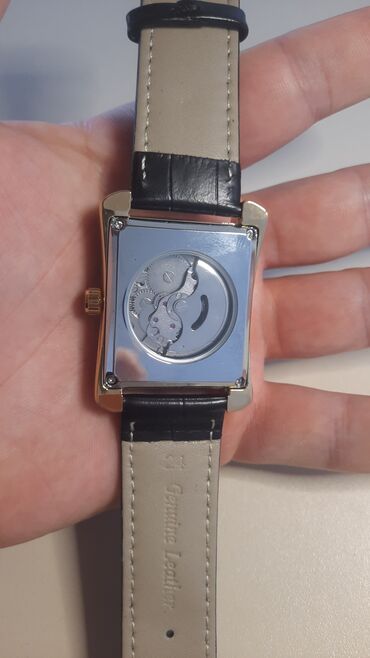 Qol saatları: Yeni mexanika saatlar. Modeldən aslı olaraq qiymətlər 40 AZN-dən 50 — 21