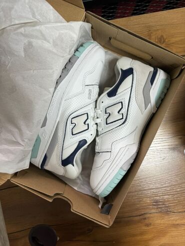 спортивка мужские: Кроссовки, 39.5, New Balance, Б/у, цвет - Белый, Платная доставка, Самовывоз