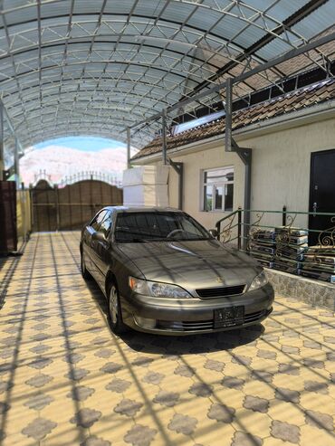 авто срв: Lexus ES: 1998 г., 3 л, Автомат, Газ, Седан