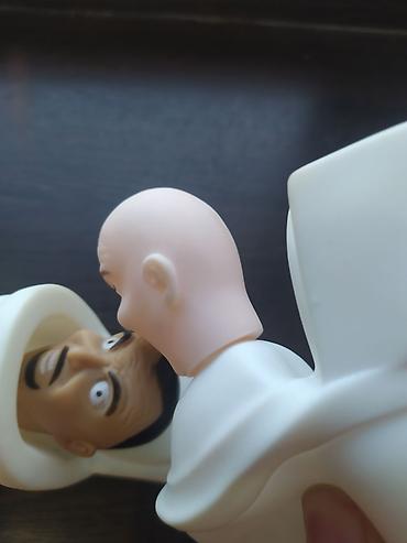 Подарки и сувениры: Игрушка‑прикол «Голова в унитазе» - Настольная фигурка в виде at lalafo.kg — 8 Подарки и сувениры: Игрушка‑прикол «Голова в унитазе» - Настольная фигурка в виде — 8