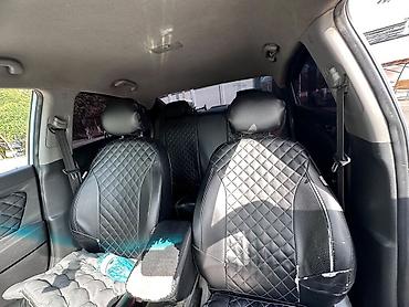 Hyundai Solaris: 2011 г., Седан — 5