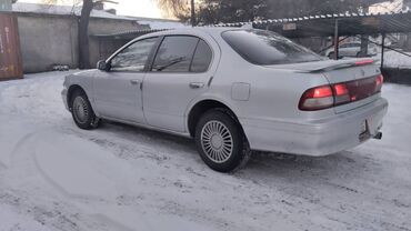 Nissan: Nissan : 1998 г., 2 л, Автомат, Бензин, Седан