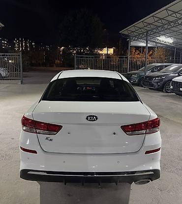 kia ev9: Kia K5: 2020 г., Газ, Седан — 2