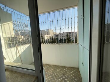 Köhnə tikili: Bakı, Neft Daşları qəs., 3 otaqlı, Köhnə tikili, m. Qara Qarayev, 65 kv. m -da lalafo.az — 14 Köhnə tikili: Bakı, Neft Daşları qəs., 3 otaqlı, Köhnə tikili, m. Qara Qarayev, 65 kv. m — 14