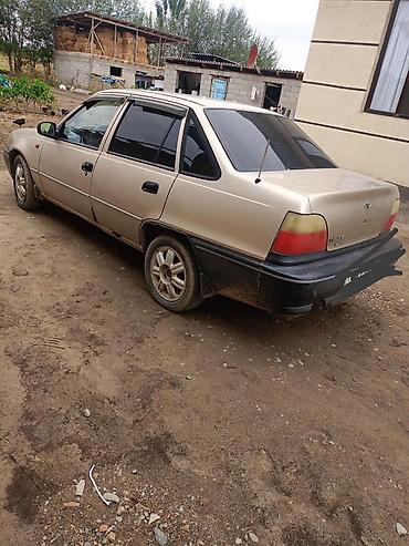 Perodua: Daewoo Nexia: 2001 г., Седан — 2