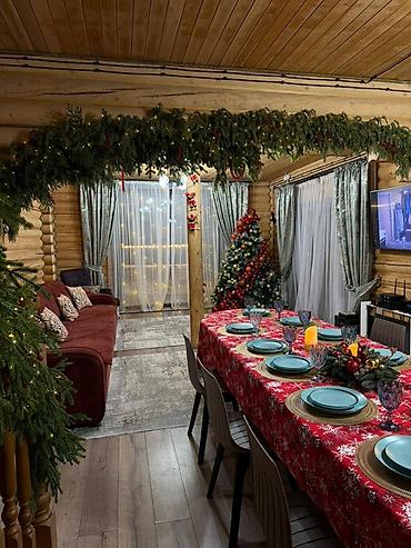 Посуточная аренда домов: Уютный деревянный дом для отдыха с большим общим пространством и — 5