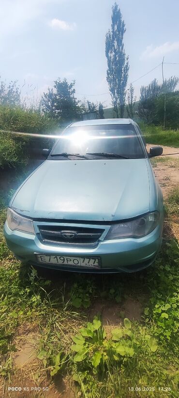 бампер на нексия 1: Daewoo Nexia, седан, 1.6L бензин (надпись на крышке багажника). Цвет —