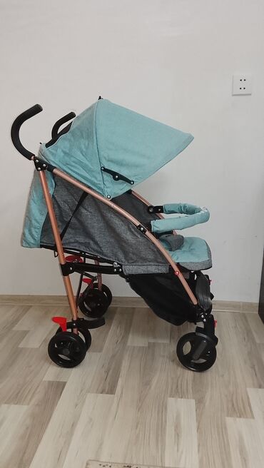 Gəzinti arabaları: Klassik gəzinti arabası, İşlənmiş, Yaş: 30 ay, Ünvandan götürmə, Ödənişli çatdırılma — 3