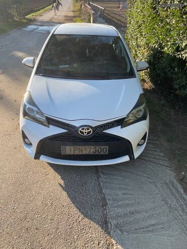 Toyota: Toyota Yaris: 1.6 l. | 2016 έ. Χάτσμπακ — 4