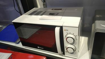10105 elan | MƏTBƏX TEXNIKASI: Mikrodalğalı soba Silver
20l
Rəsmi zəmanət