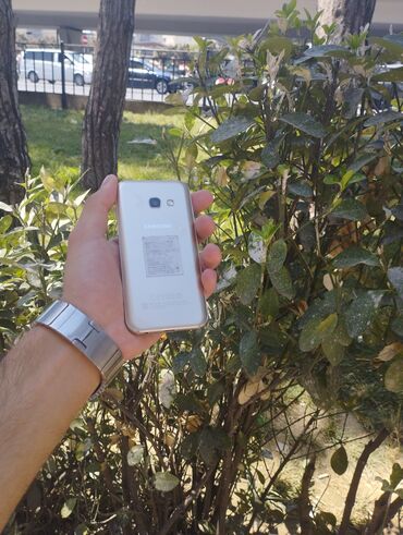lalafo mingecevir telefon: Samsung Galaxy A3 2017, 16 GB, rəng - Gümüşü, Düyməli, Barmaq izi